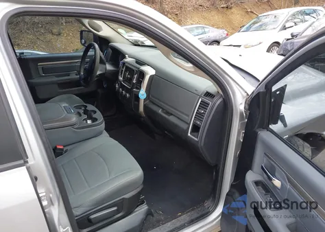 2017 Ram 1500 Slt 4X2 6'4 Box из США, поврежденный, VIN 1C6RR6GT7HS520333